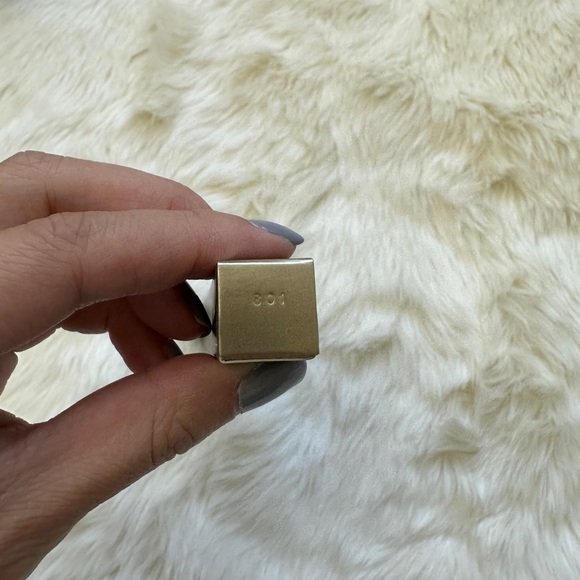 CODE 8 contour eye pencil - Picture 7 of 9